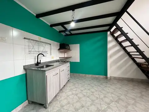 Depto Tipo Casa 2 ambientes con 2 baños