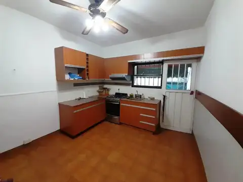 Duplex de 3 ambientes en Alquiler en Villa Luzuriaga
