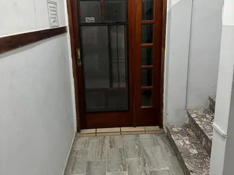 Departamento en Alquiler en Gregorio De Laferrere, $ 350.000