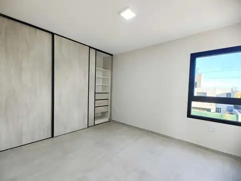 VENTA CASA TIPO DUPLEX 2 DORMITORIOS EN DOCTA