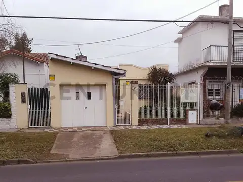 VENTA CASA 4 AMBIENTES CON GRAN PARQUE, QUINCHO Y COCHERA | JOSÉ MÁRMOL