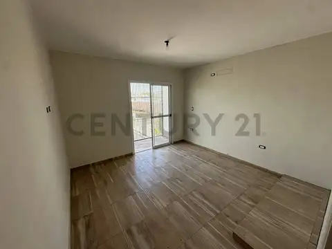 Duplex a Estrenar de 2 Dormitorios y 2 Baños, a cuadras del alto maipu