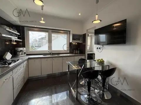 Departamento en Venta con 2 cocheras