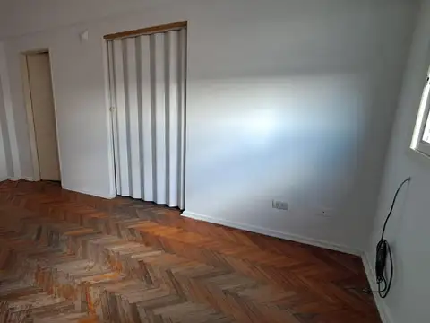 Departamento en Alquiler en Ramos Mejía, $ 350.000
