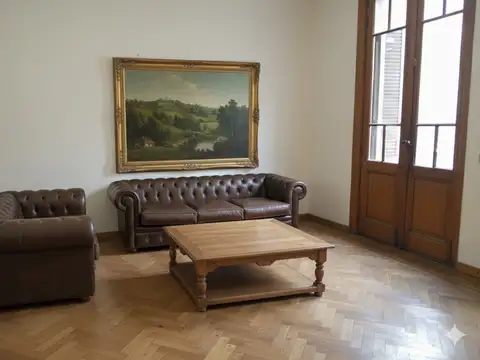 URGENTE, CASONA DE 300M2 TOTALES, OPORTUNIDAD UNICA  POR ZONA Y FUNCIONALIDAD 