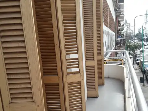 Depto Tipo Casa en Venta de 7 ambientes
