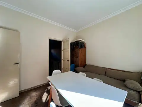 Depto Tipo Casa en Venta 60 años