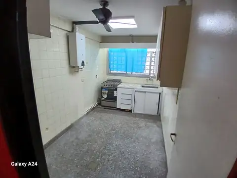 Departamento en Alquiler en Caseros, $ 600.000