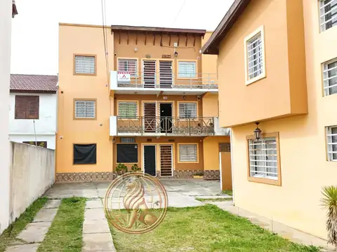 Depto Tipo Casa en Venta de 3 ambientes