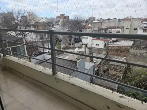 Departamento en Alquiler en Villa Pueyrredon, $ 650.000