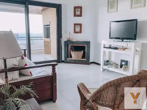 Departamento en venta - 3 Dormitorios 2 Baños - Pinamar