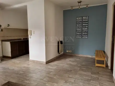 Aristobulo del Valle 200