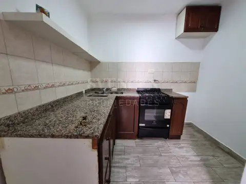 Depto Tipo Casa 2 ambientes con 1 baño