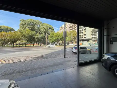 Local en Alquiler Via Pública
