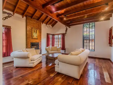 Casa en Venta en Ciudad Jardin del Palomar, USD 450.000