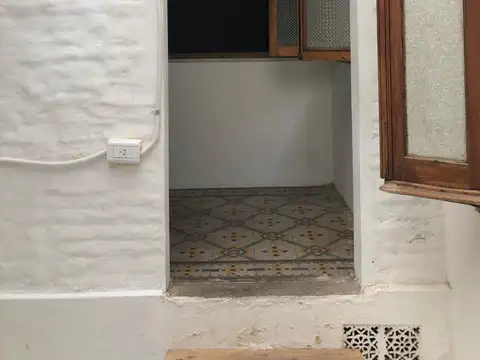 Depto Tipo Casa en Alquiler de Monoambiente