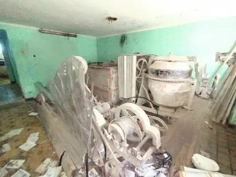 Leguizamon 1221 , Piso No definido