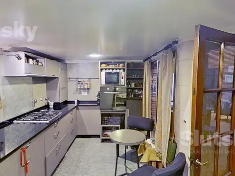 Excepcional PH en Palermo – Entrada Independiente, Sin Expensas y Patio con Parrilla