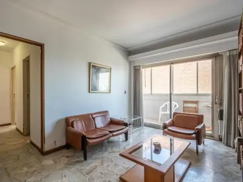 Venta Departamento 4 Ambientes en Av. Directorio al 100