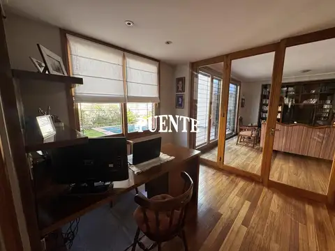 Casa 5 ambientes con 3 baños