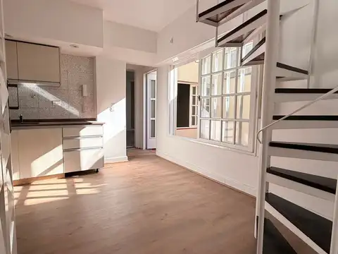 Depto Tipo Casa en Venta de 3 ambientes