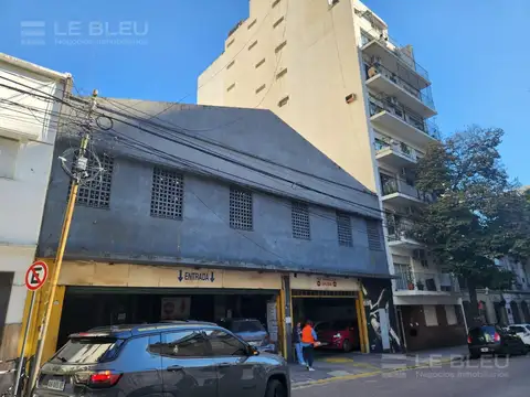 Depto Tipo Casa 14 ambientes con 6 baños