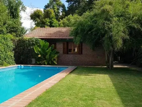 Casa en Venta en Manuel B Gonnet, USD 195.000