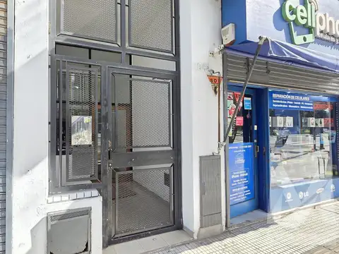 Departamento amoblado tipo duplex frente a Plaza San Martin