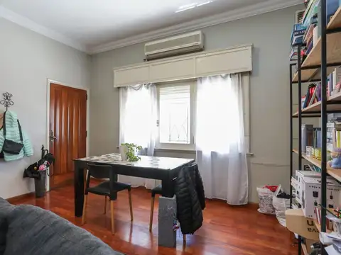 VENTA CASA EN FLORES, 2 PHs en BLOCK
