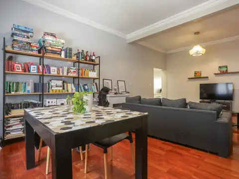 Casa 8 ambientes con 3 baños