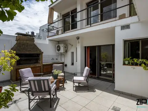 Venta Casa en Lote Propio en Villa del Parque. Vivienda Multifamiliar o Vivienda más Emprendimiento