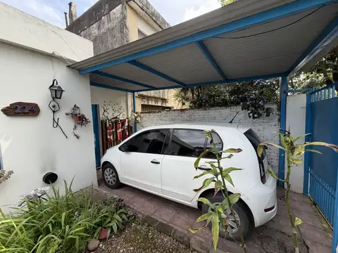 Casa en Venta con 1 cochera