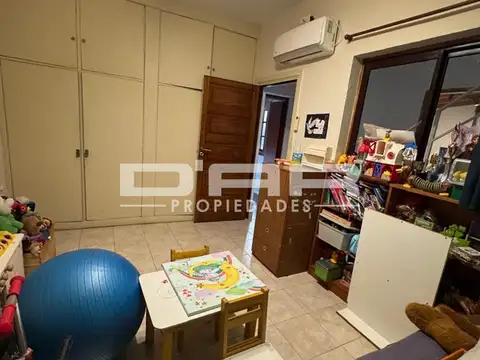 Depto Tipo Casa 5 ambientes con 3 baños