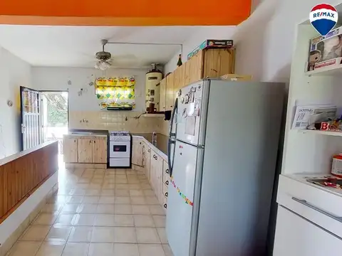 Casa 4 ambientes con 1 baño