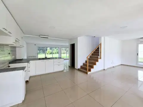 CASA EN VENTA EN LOS OLIVARES