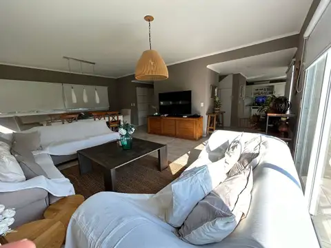 VENTA CASA EN TERRAVISTA 4 DORMITORIOS