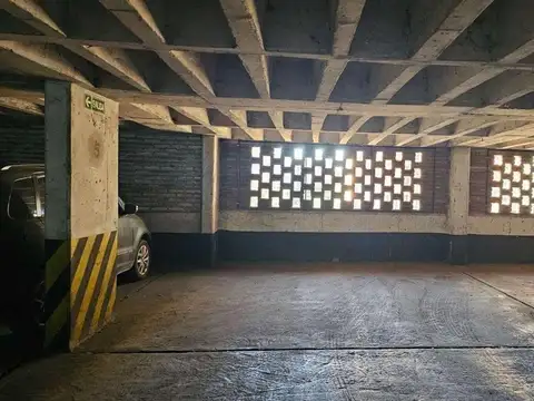 VENDO COCHERAS AYACUCHO 336