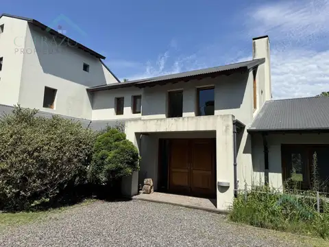 Casa en Venta en Los Berros, USD 995.000