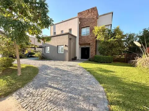 CASA EN VENTA BARRIO SAN GABRIEL