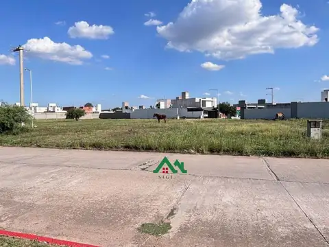 Terreno para inversión apto dúplex en Barrio Solares del Norte Villa María