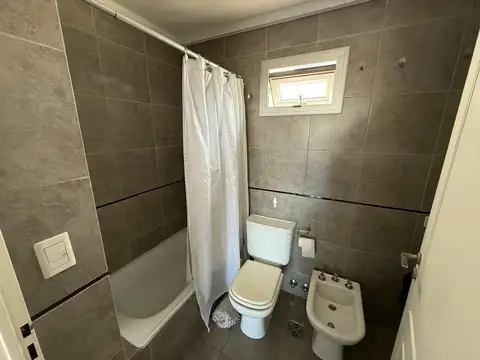 Departamento en Alquiler con 1 cochera