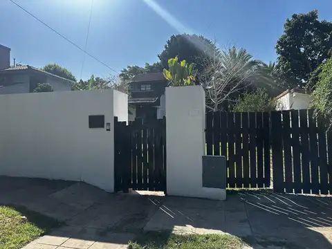 Casa en Alquiler en Bella Vista, USD 1.500