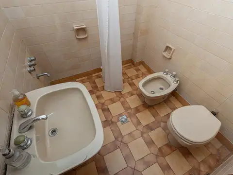 Terreno en esquina de 2500m2 en venta en Ingeniero Maschwitz Escobar