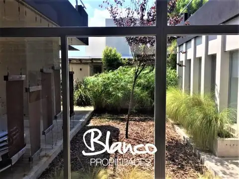 Casa 5 ambientes con 5 baños