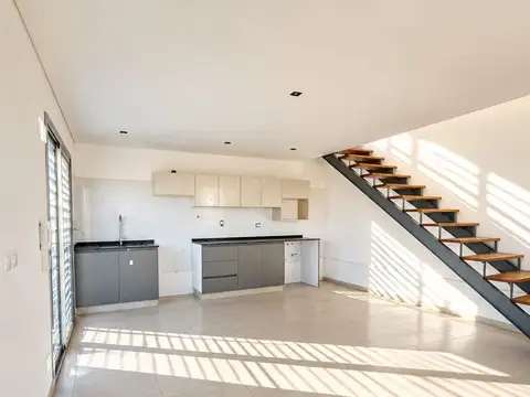 Depto Tipo Casa en Venta de 1 dormitorio