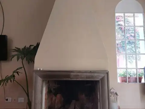 Casa 5 ambientes con 4 baños