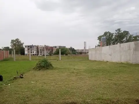 LOTE BALDÍO EN BOSQUES U$S 25.000.-