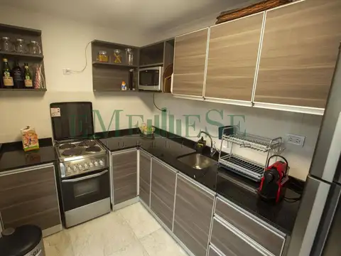 Del Dorado 1228 100, Piso 2