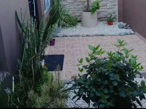 Depto Tipo Casa en Alquiler en Barrio Don Bosco, $ 650.000