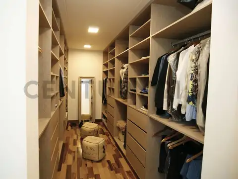Casa en Venta en Area 60, USD 450.000